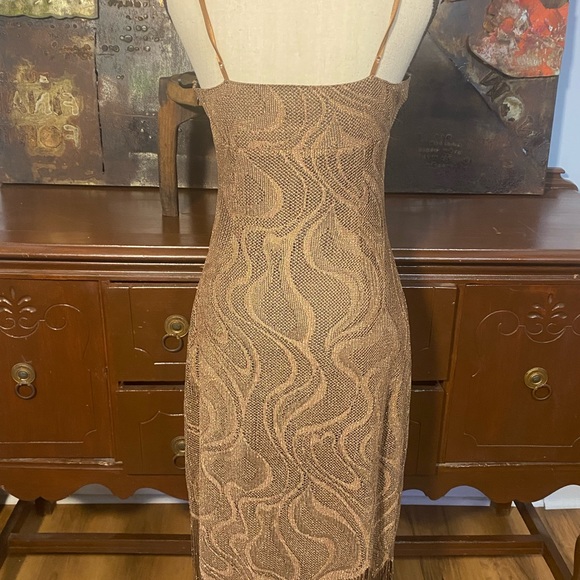 Express occasion dress with fringe and metallic shimmer. - Picture 8 of 16